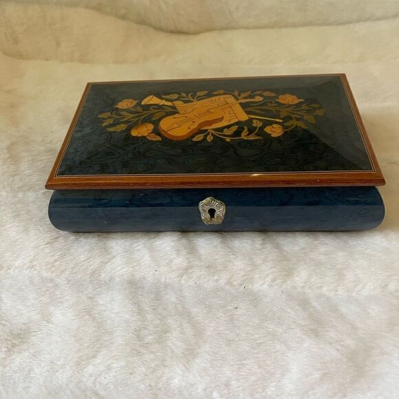 No Brand Other - Vintage Romance high gloss Navy Blue inlaid musical jewelry box made in…
